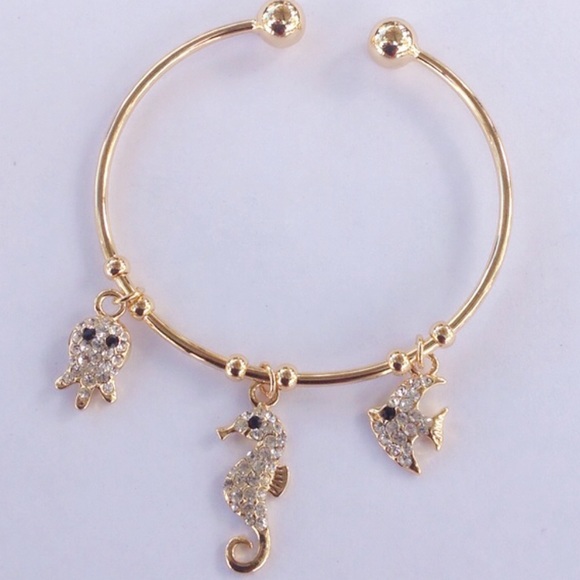 Sea Creatures Charm Bangle - Picture 2 of 4